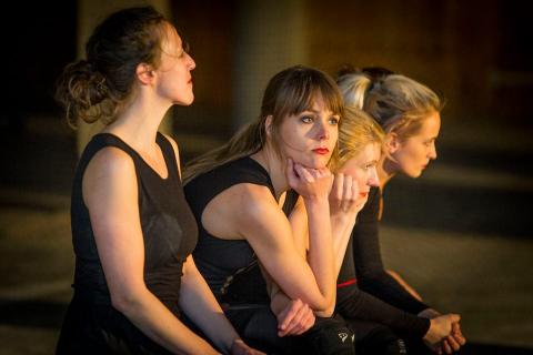 dansvoorstelling, locatieproject, poezievoorstelling